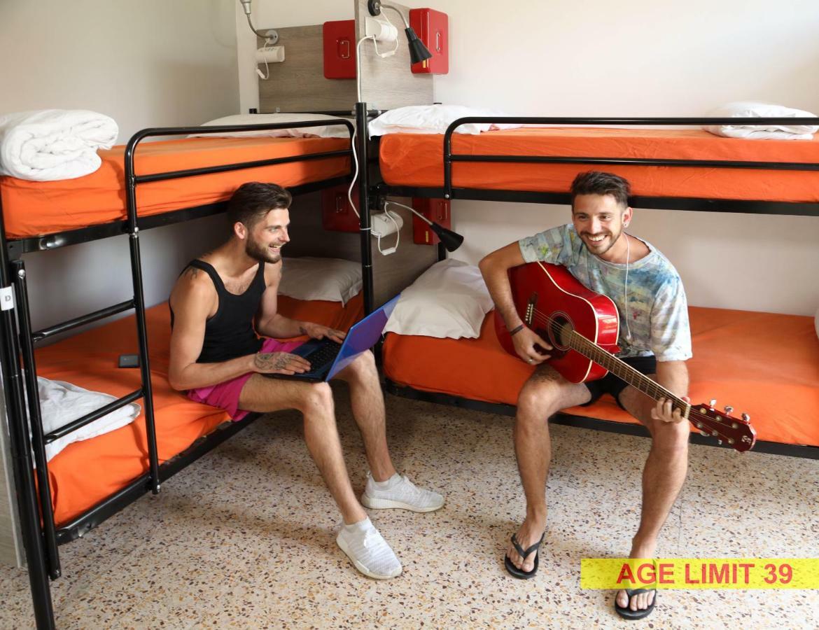 Jammin' Hostel & Bar Rimini Exterior foto